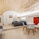 Le Cave
