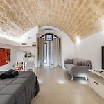 Le Cave